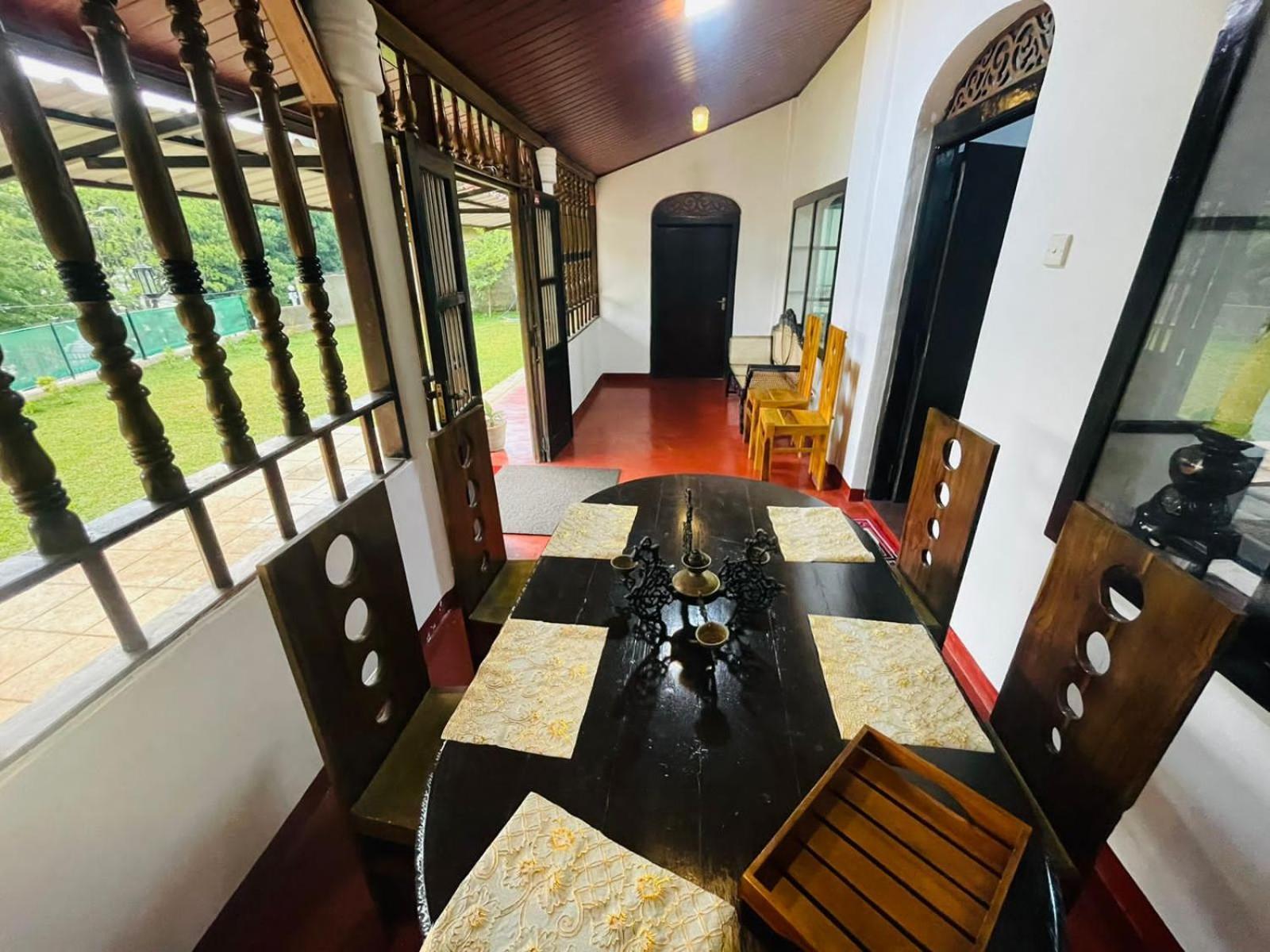Lake Classical Guest House Канді Екстер'єр фото